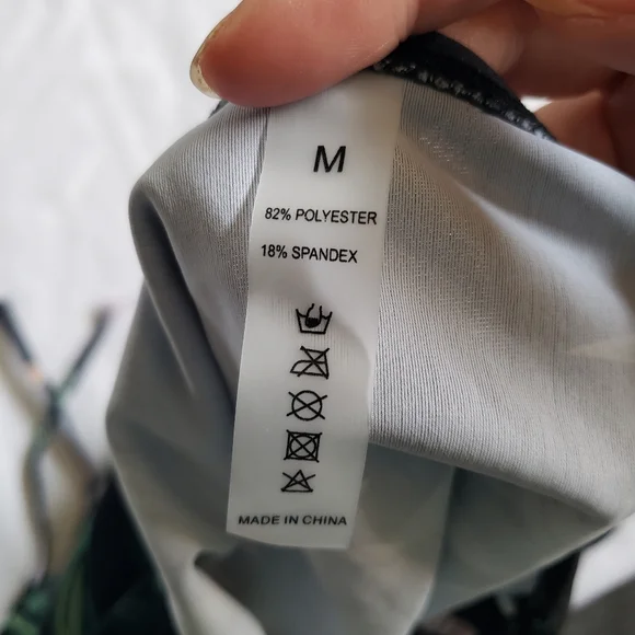 Floral Halter Tankini Top Swimsuit - Picture 2 of 7